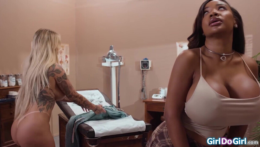 Cubbi Thompson Licks Pussies In A Hot Threesome - Big Boobs - Lesbian - Threesome - Squirting - Big Tits - Pussy Licking - Fingering - Masturbation - Ebony - Interracial