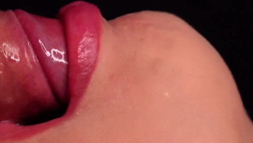 SweetheartKiss - Closeup Tongue and Lips Blowjob