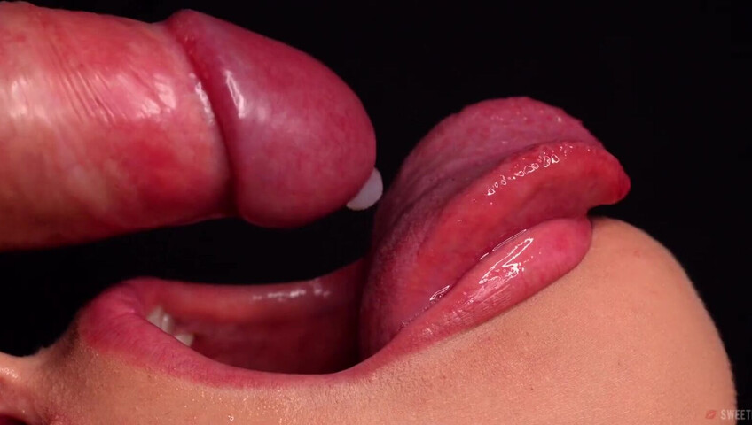 SweetheartKiss - Closeup Tongue and Lips Blowjob