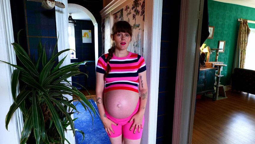 Sydney Harwin - Pregnant