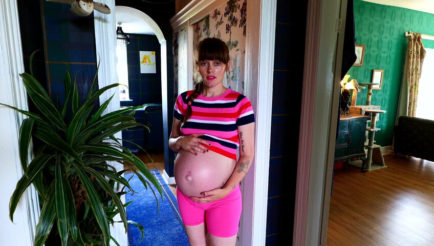 Sydney Harwin - Pregnant