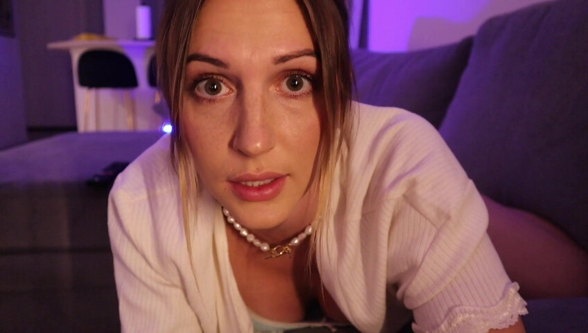 Tatum Christine - Netflix & Chill With Mommy