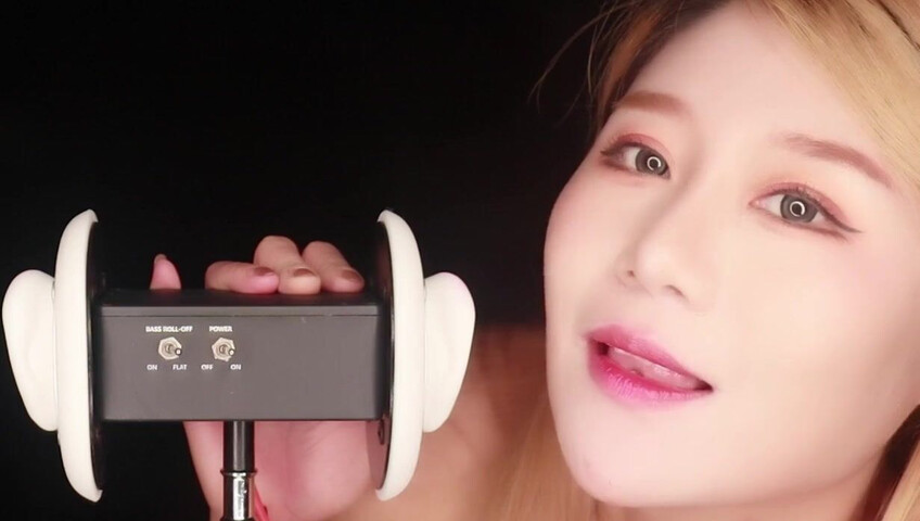 Uying ASMR - Most Sexual Ear Eating