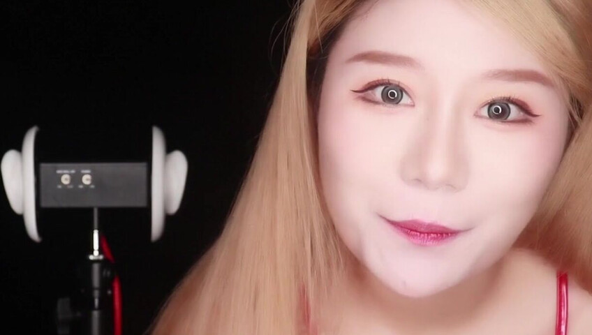 Uying ASMR - Most Sexual Ear Eating