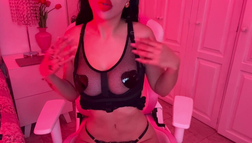 Yeya ASMR - Scratching Tits