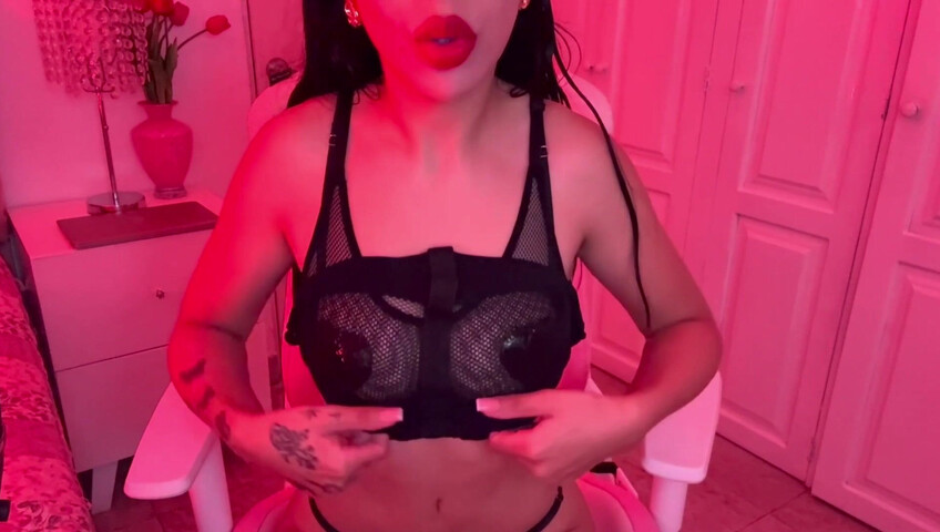 Yeya ASMR - Scratching Tits