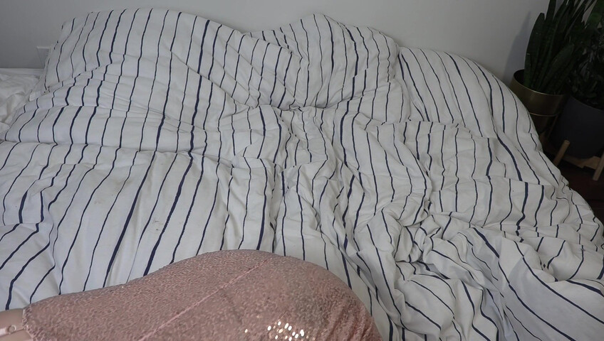 Yogabella - Boner for Mom At Family Holiday Party