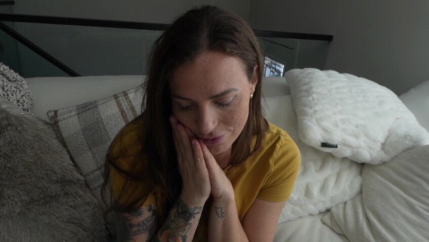 Yogabella - Mom Gives In