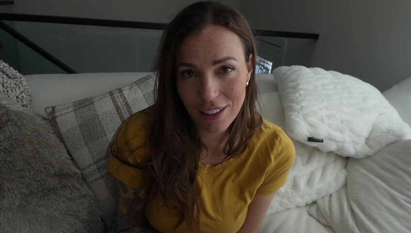 Yogabella - Mom Gives In