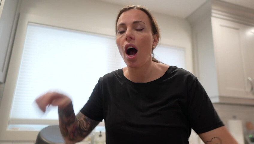 Yogabella - Stop Son Mom Gets Blackmailed