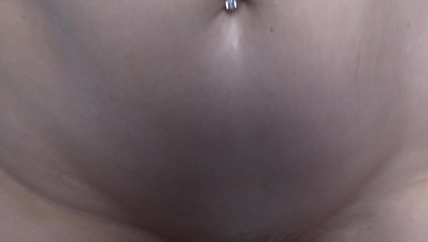 Yogabella - Worship Mommy's Body