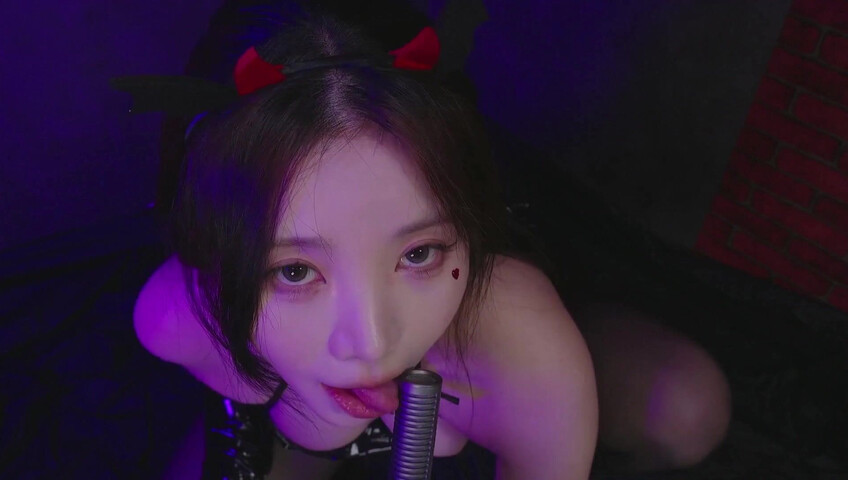 Yoonying ASMR - Tits Massage