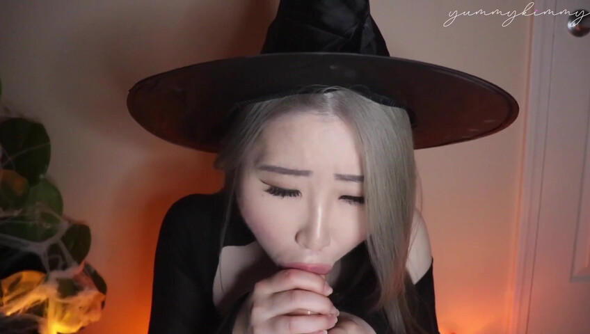 YummyKimmy - The Good Witch