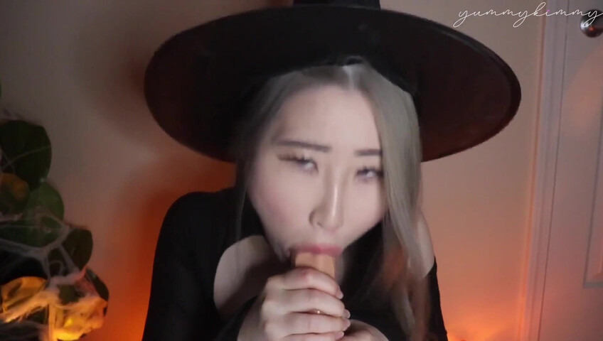 YummyKimmy - The Good Witch