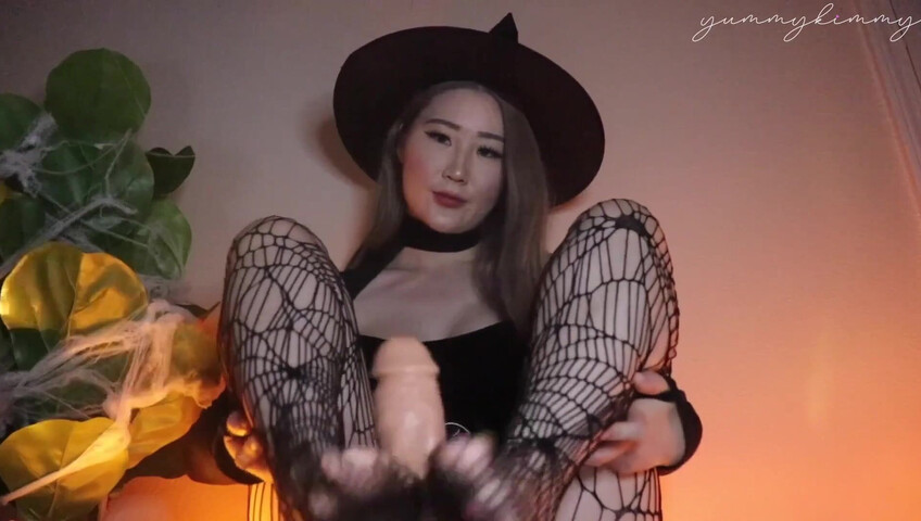 YummyKimmy - The Good Witch