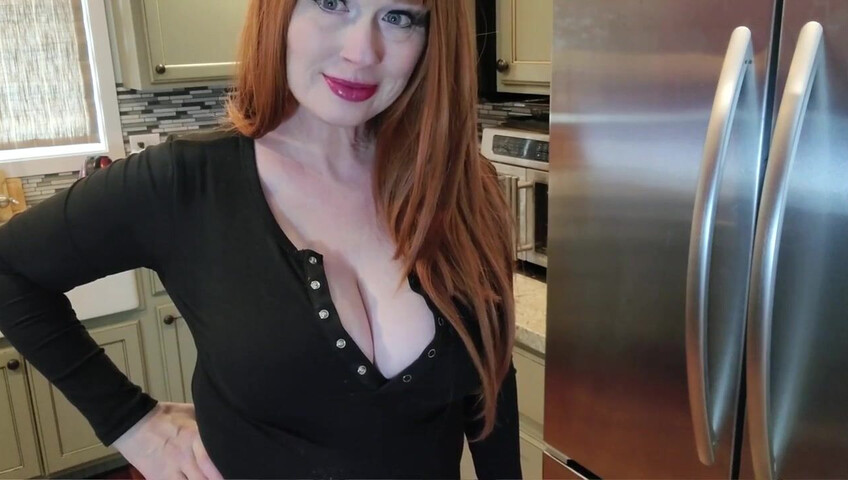 MissKatherineNoir - StepMommy Survives The Zombie Apocalypse Again