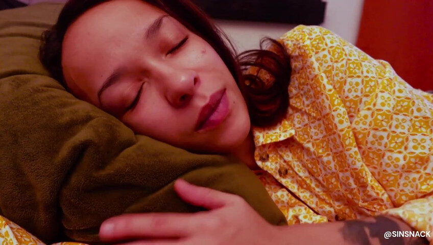 Sin Snack – sexual morning with your mature step-mother