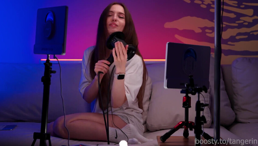 Tangerin ASMR - 3 October 2025 -  [Exclusive] Cozy Ear Licking on the Couch #4