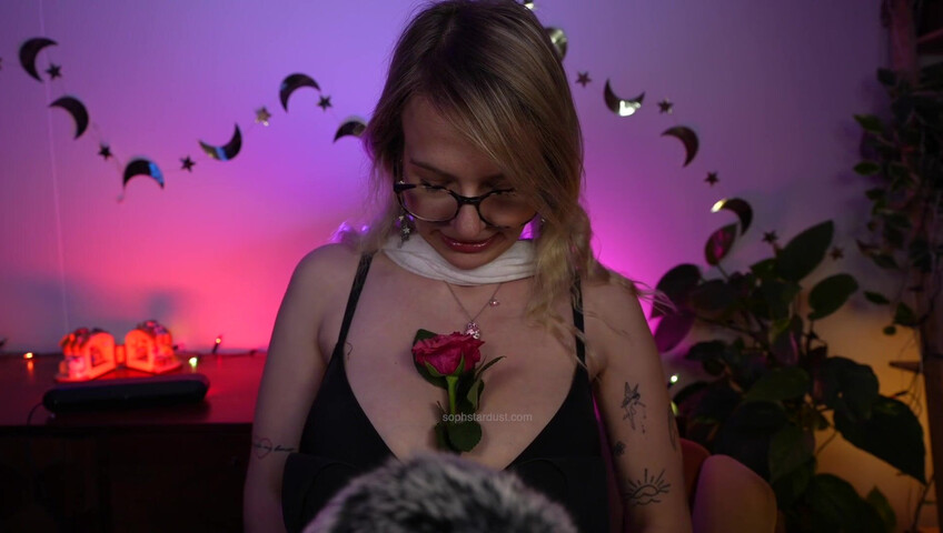 Soph Stardust ASMR - Bra Tapping & Soft Spoken