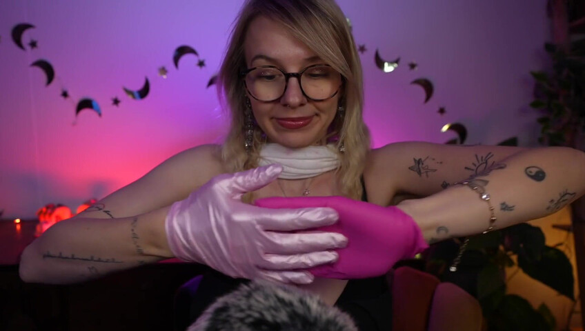 Soph Stardust ASMR - Bra Tapping & Soft Spoken