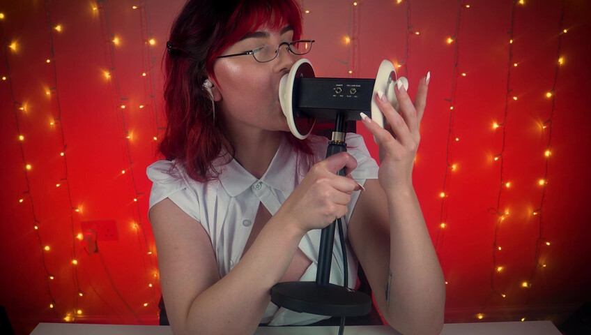 SacredXO - ASMR Earlicking & Audio Panning - Deep Licking & Fluttering