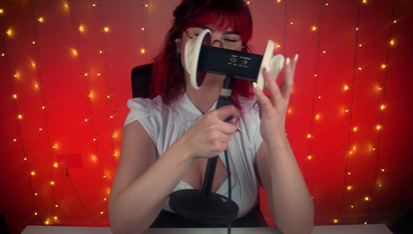 SacredXO - ASMR Earlicking & Audio Panning - Deep Licking & Fluttering