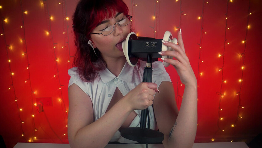 SacredXO - ASMR Earlicking & Audio Panning - Deep Licking & Fluttering