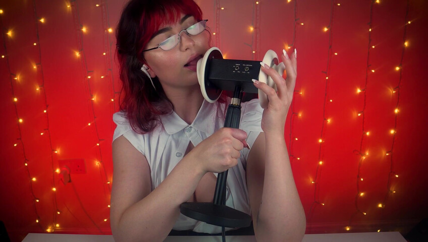 SacredXO - ASMR Earlicking & Audio Panning - Deep Licking & Fluttering