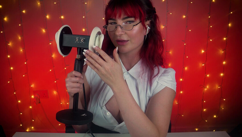 SacredXO - ASMR Earlicking & Audio Panning - Deep Licking & Fluttering