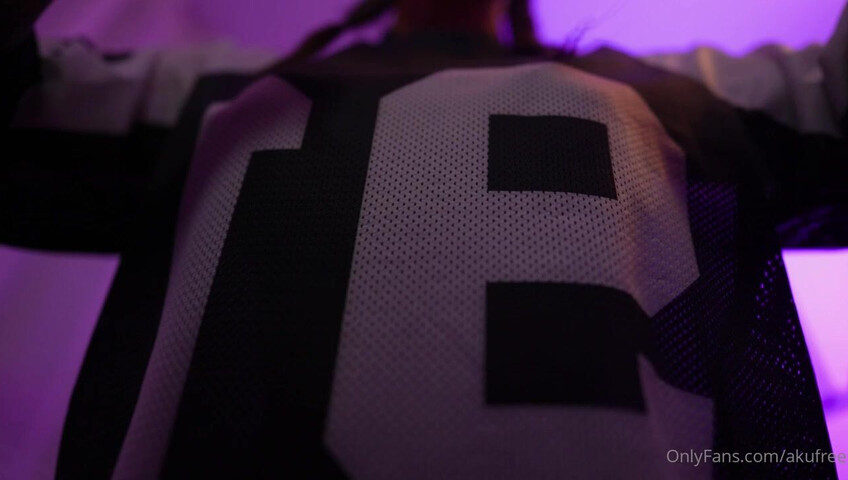 Aku ASMR - Perfect Tits Oil Massage