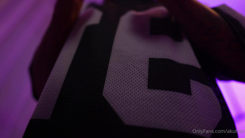 Aku ASMR - Perfect Tits Oil Massage