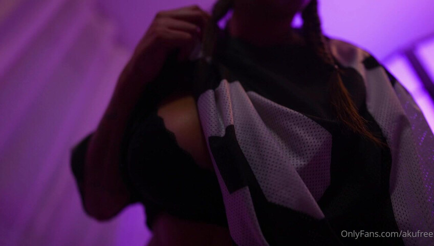 Aku ASMR - Perfect Tits Oil Massage