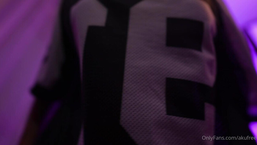 Aku ASMR - Perfect Tits Oil Massage