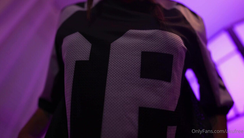 Aku ASMR - Perfect Tits Oil Massage