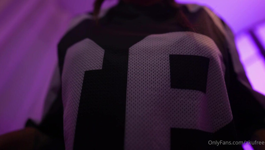 Aku ASMR - Perfect Tits Oil Massage