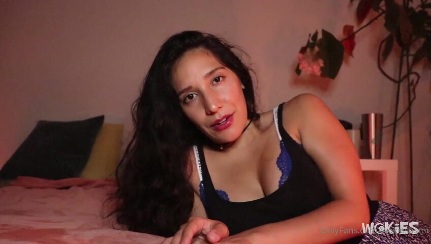 Wokies ASMR - Girlfriend's bedtime handjob