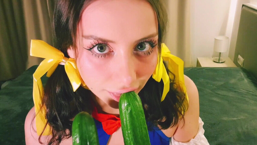 Trisha ASMR – I’m Getting Naughty Tonight | Cucumber Blowjob