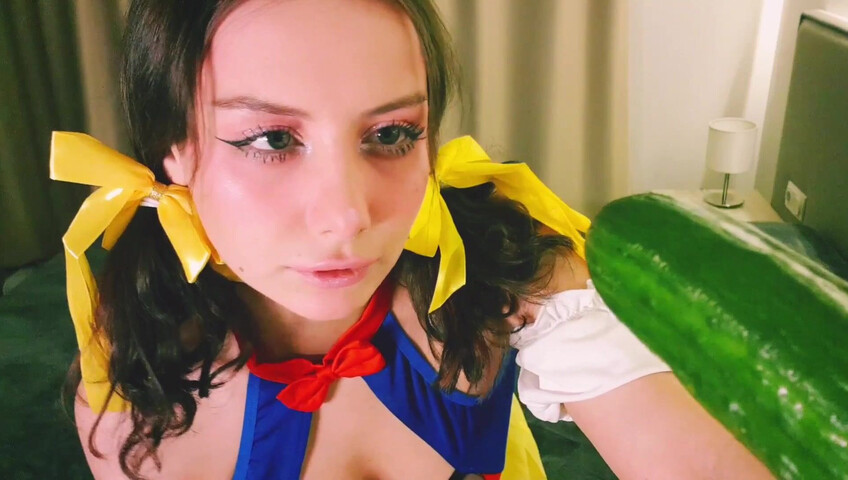 Trisha ASMR – I’m Getting Naughty Tonight | Cucumber Blowjob