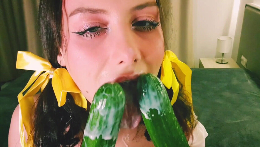 Trisha ASMR – I’m Getting Naughty Tonight | Cucumber Blowjob