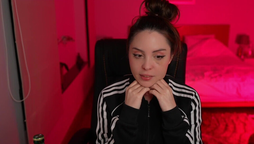 Moona ASMR - 21 December 2025 - Fansly Stream