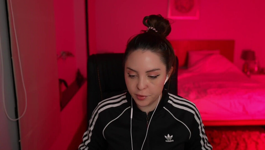 Moona ASMR - 21 December 2025 - Fansly Stream