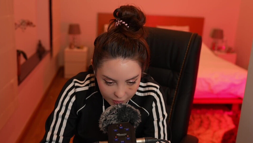 Moona ASMR - 21 December 2025 - Fansly Stream