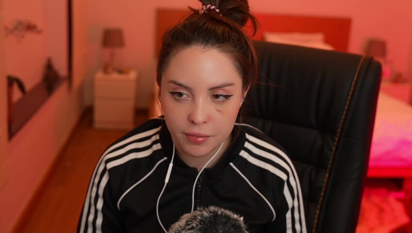 Moona ASMR - 21 December 2025 - Fansly Stream