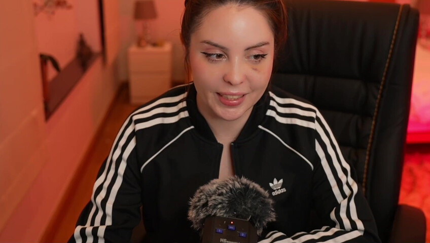 Moona ASMR - 21 December 2025 - Fansly Stream