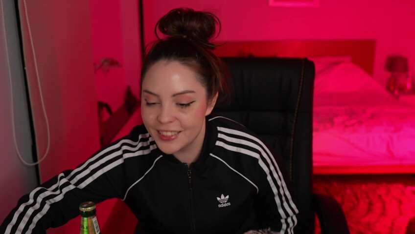 Moona ASMR - 21 December 2025 - Fansly Stream