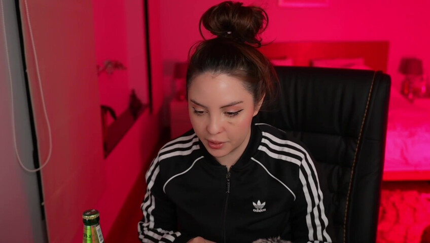 Moona ASMR - 21 December 2025 - Fansly Stream