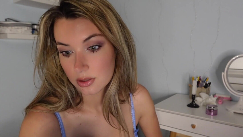 Sabrina Vaz - ASMR EROTIC STORY She Wants To Fuck Her Black Boss