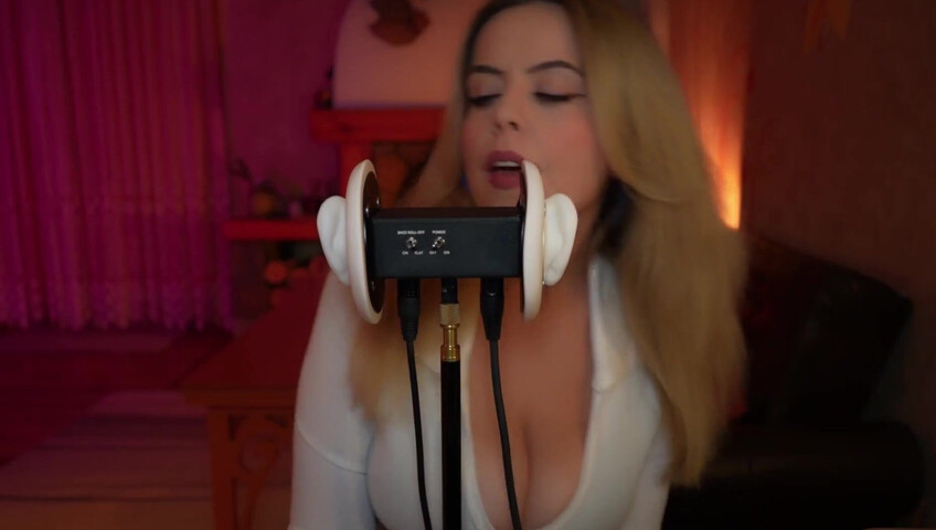 Trinki ASMR - 25 October 2025 - ASMR STEREO EAR LICKING