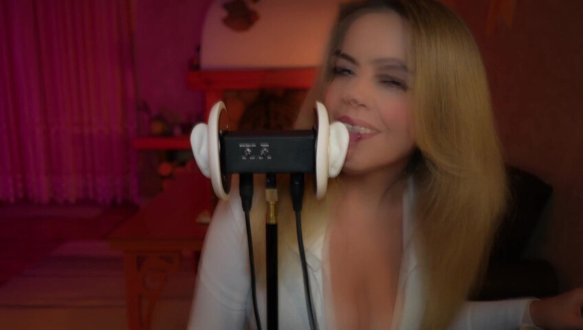 Trinki ASMR - 25 October 2025 - ASMR STEREO EAR LICKING