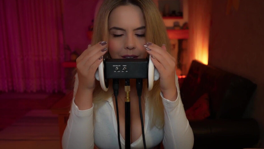 Trinki ASMR - 25 October 2025 - ASMR STEREO EAR LICKING